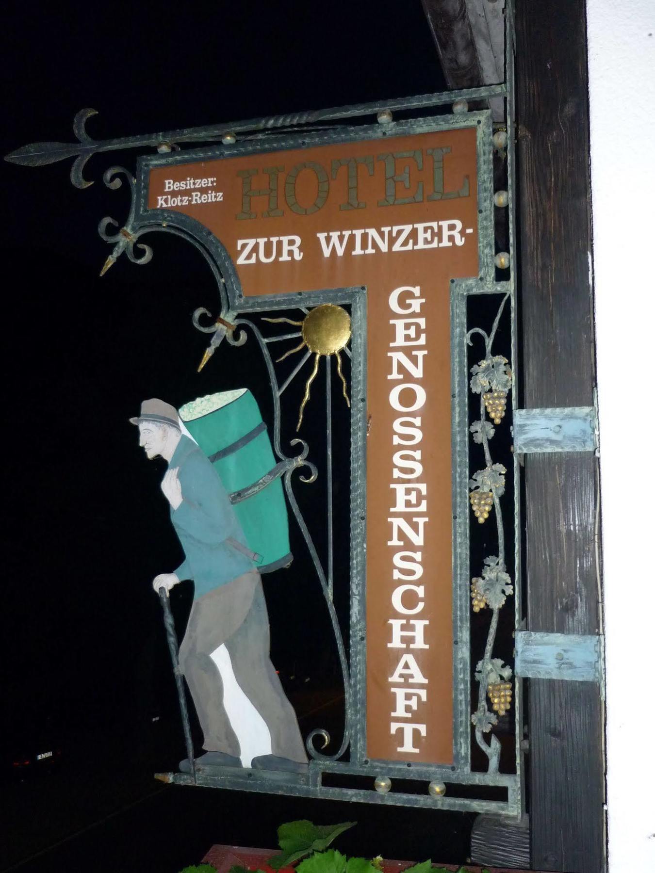 ארנסט Hotel Zur Winzergenossenschaft מראה חיצוני תמונה
